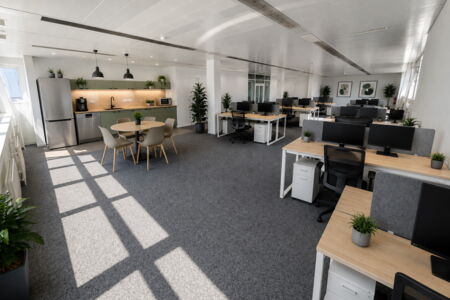 2ème étage / 266 m²